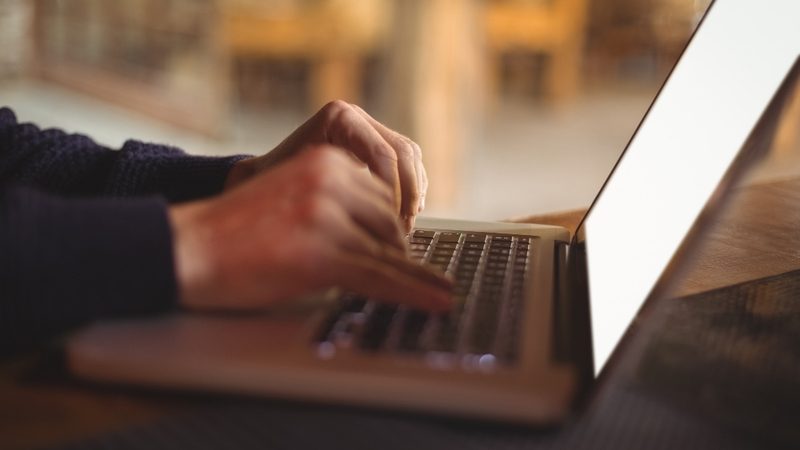 Acesso à informação transforma a forma como consumidores avaliam produtos no mercado