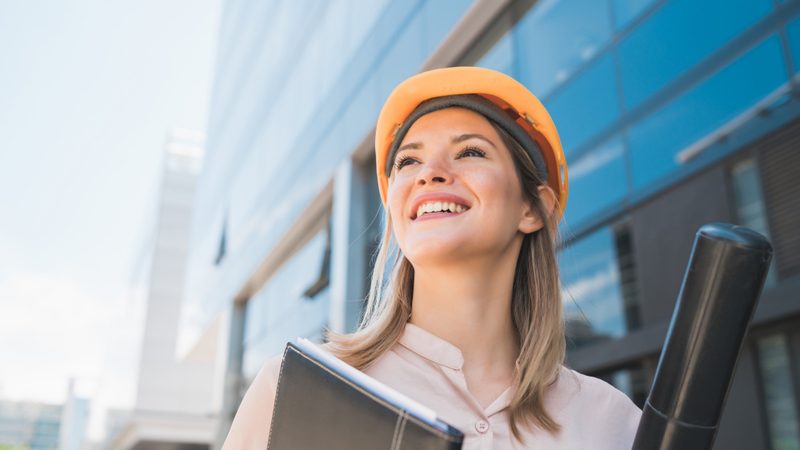 Empreender no setor de construção exige planejamento, tecnologia e atenção às etapas de formalização