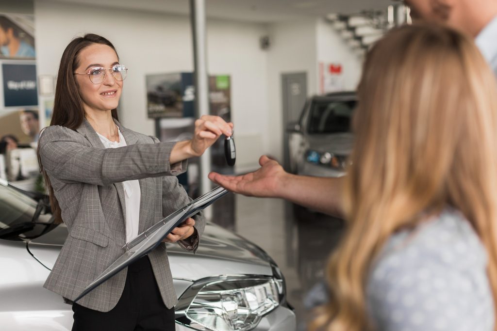 Como escolher uma concessionária Toyota de confiança para comprar seu próximo veículo