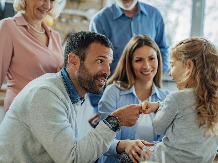 Como escolher a melhor opção de plano de saúde familiar para diferentes fases da vida
